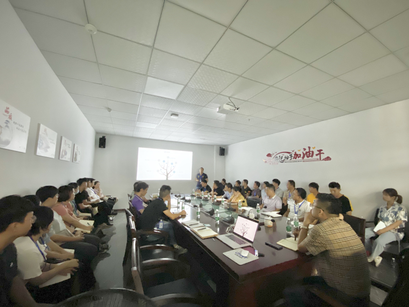 尊龙凯时集团顺遂召开2020年上半年度事情总结聚会_尊龙凯时-新闻中心